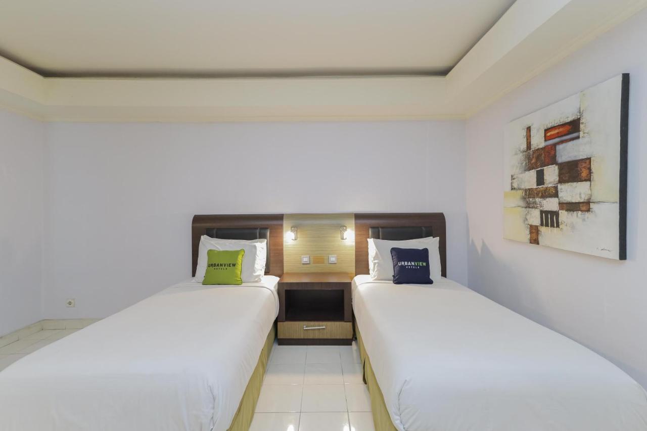 Urbanview Hotel Taman Suci Denpasar Extérieur photo