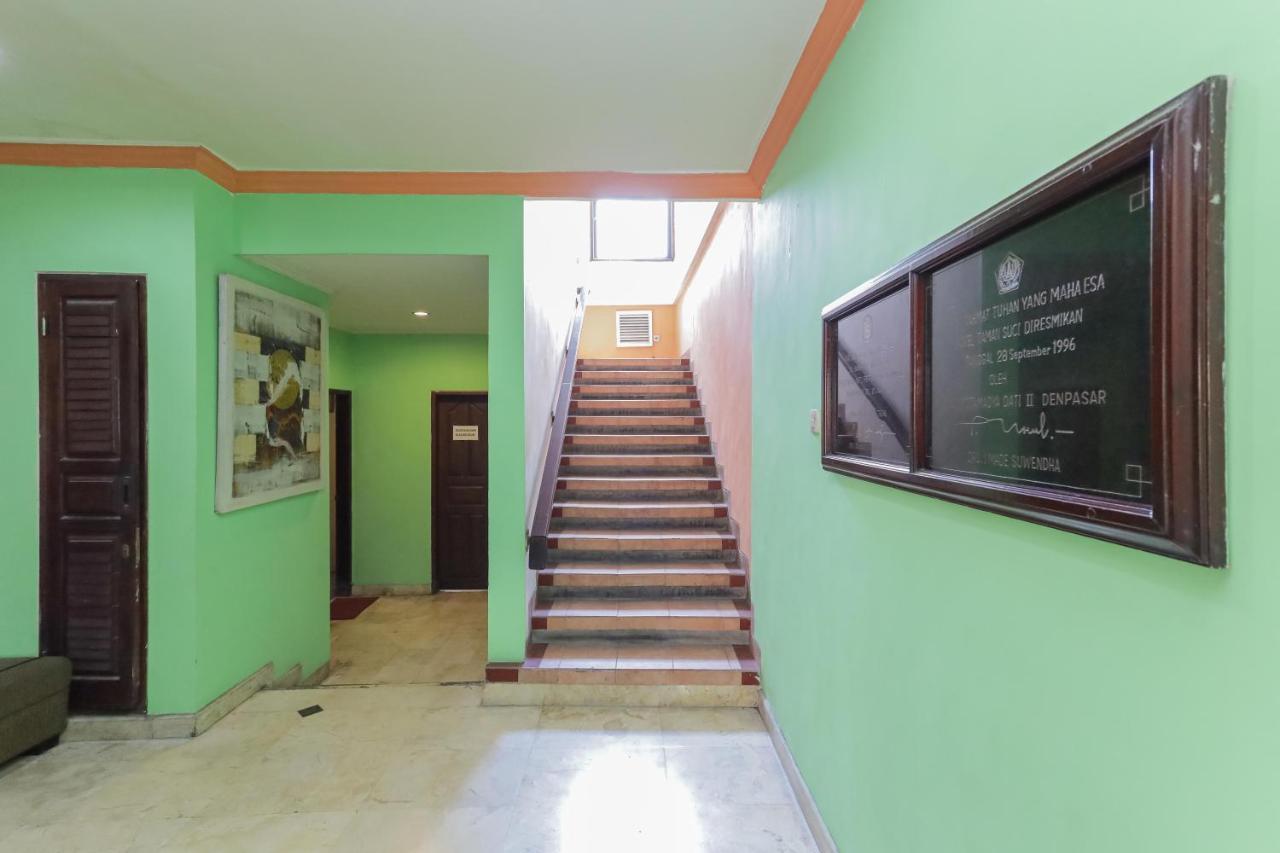 Urbanview Hotel Taman Suci Denpasar Extérieur photo