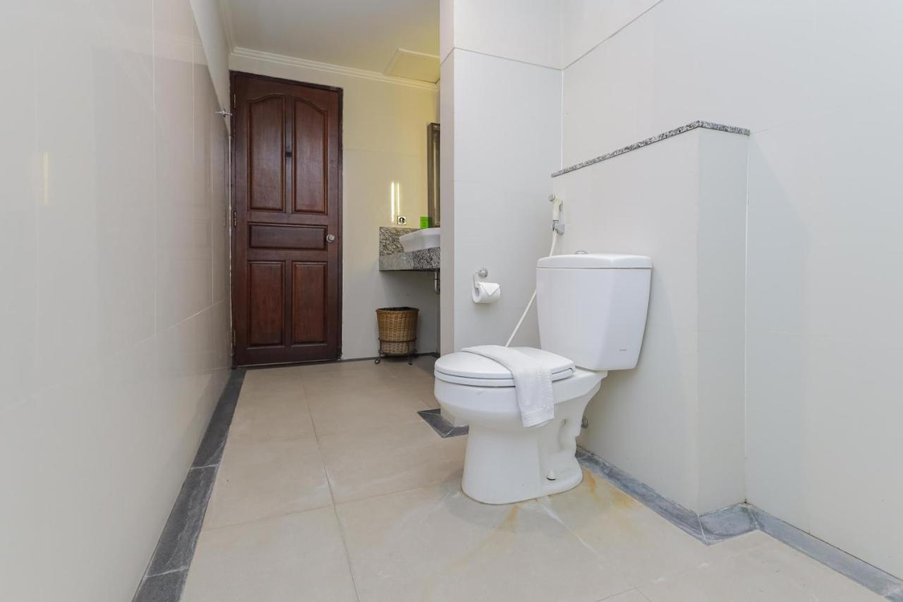 Urbanview Hotel Taman Suci Denpasar Extérieur photo