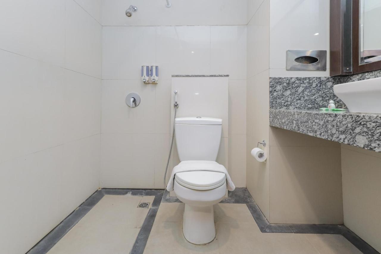 Urbanview Hotel Taman Suci Denpasar Extérieur photo