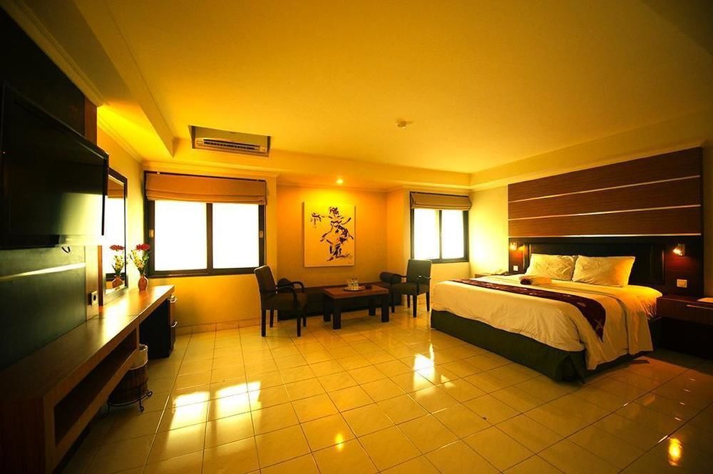 Urbanview Hotel Taman Suci Denpasar Extérieur photo