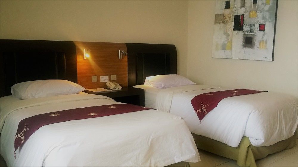 Urbanview Hotel Taman Suci Denpasar Extérieur photo